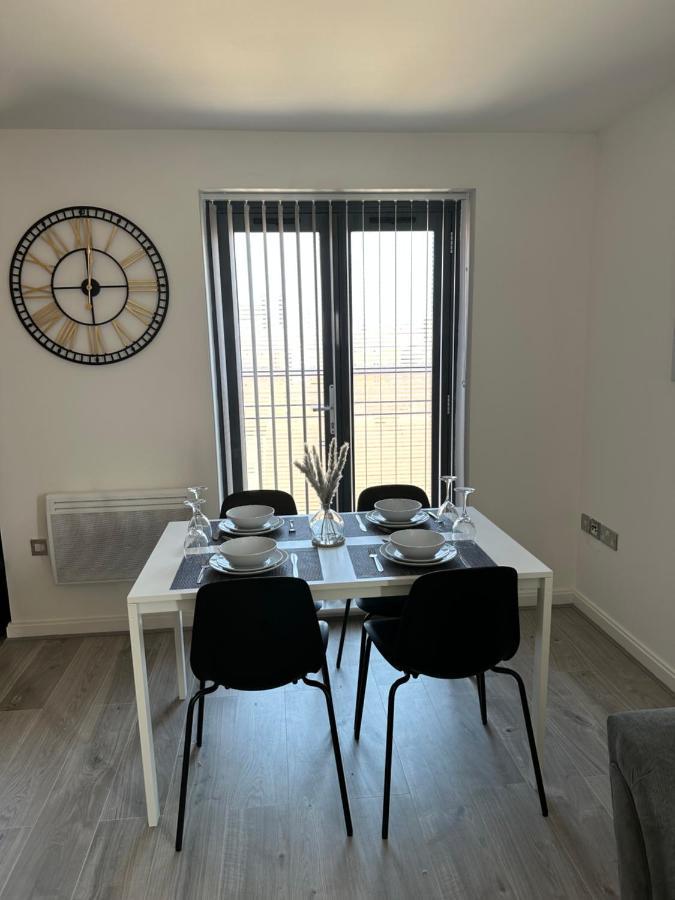 2 Bed Modern Apartment Swansea Ngoại thất bức ảnh